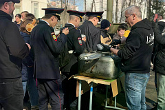 Полицейские УВД по ЮВАО и общественник приняли участие в проведении Дня открытых дверей в ГБОУ города Москвы «Школа № 1363»