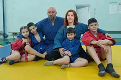 В Международный день семей сотрудница вневедомственной охраны столичного главка Росгвардии стала героиней рубрики «Знай наших»