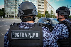 Московские росгвардейцы задержали подозреваемого в незаконном обороте наркотиков